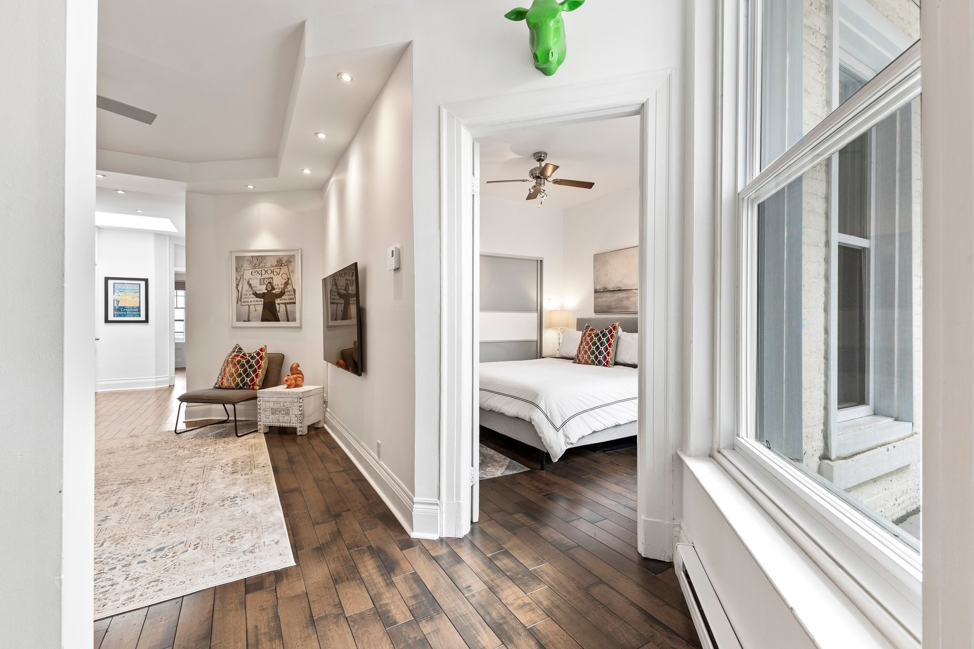 









3636


Av. Henri-Julien

, 10,
Montréal (Le Plateau-Mont-Royal),




QC
H2X3H5

