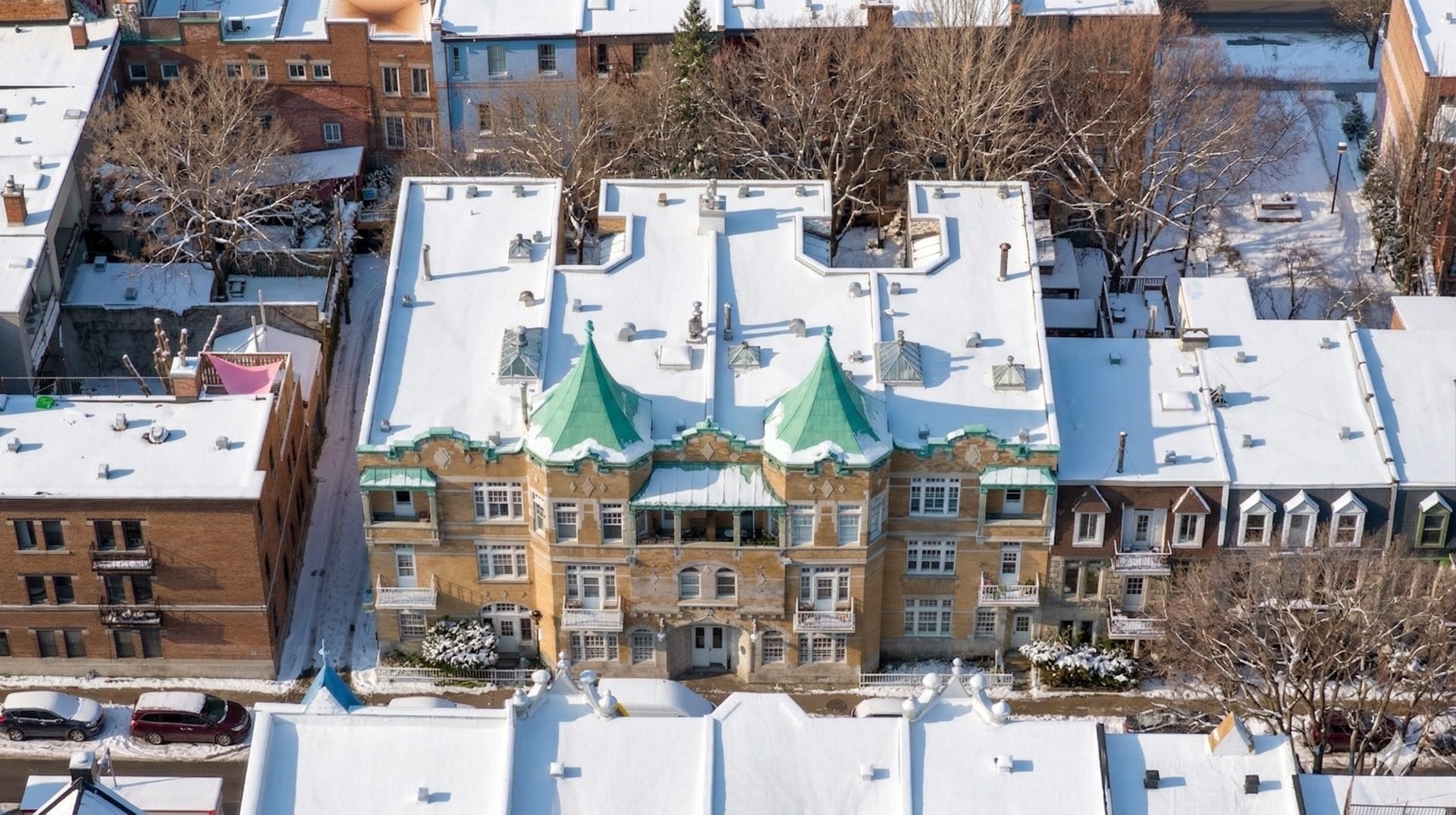 









3636


Av. Henri-Julien

, 10,
Montréal (Le Plateau-Mont-Royal),




QC
H2X3H5

