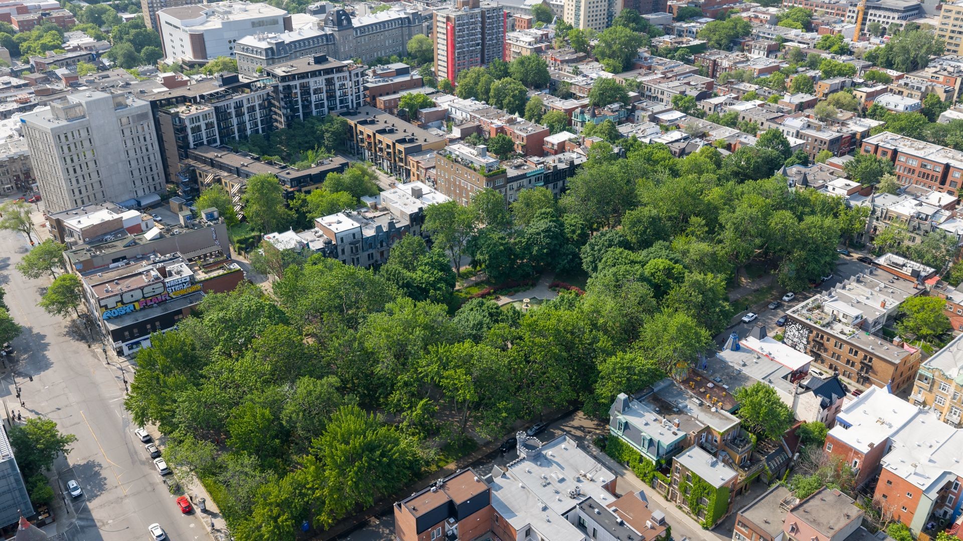 









3636


Av. Henri-Julien

, 10,
Montréal (Le Plateau-Mont-Royal),




QC
H2X3H5

