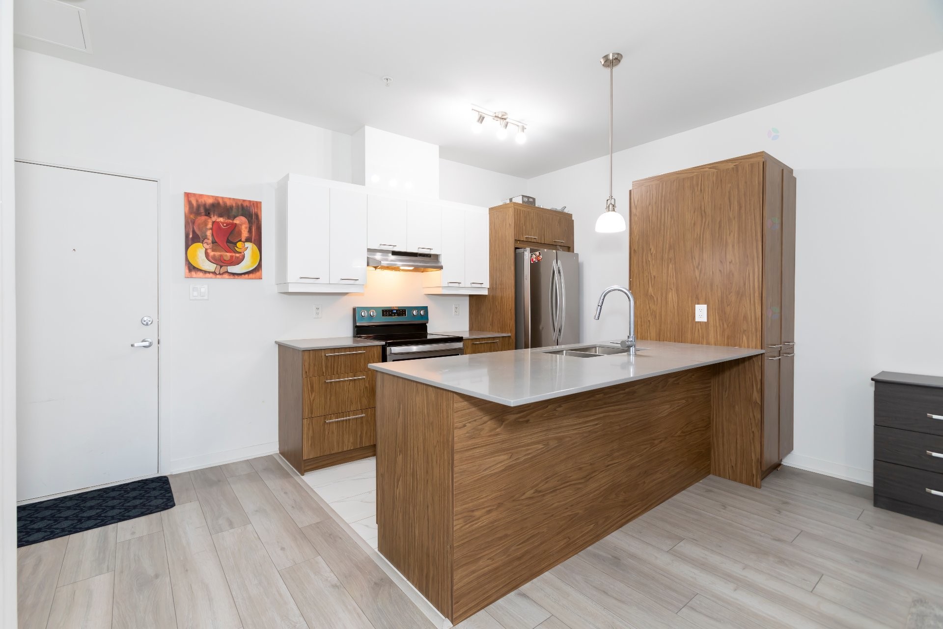 









9185


Rue Lennon

, 113,
Brossard,




QC
J3Y0R8

