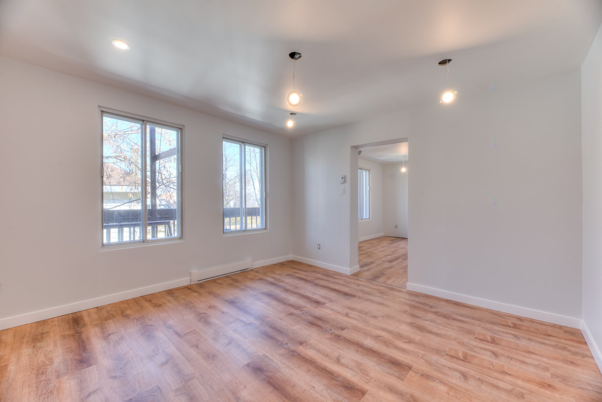 









12295


Rue Valmont

,
Montréal (Ahuntsic-Cartierville),




QC
H3M1A9

