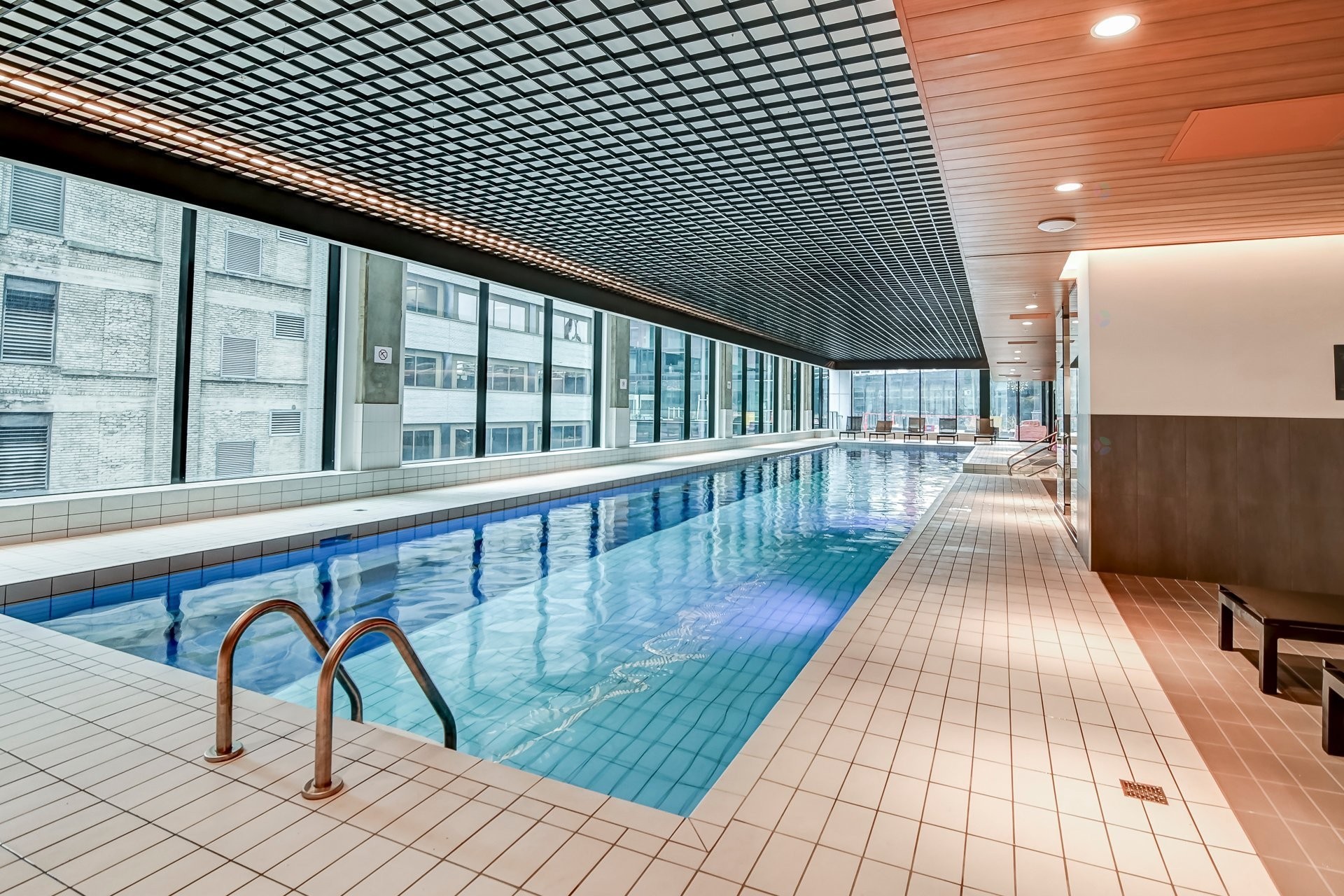









1210


Rue Jeanne-Mance

, 5324,
Montréal (Ville-Marie),




QC
H2X1M1

