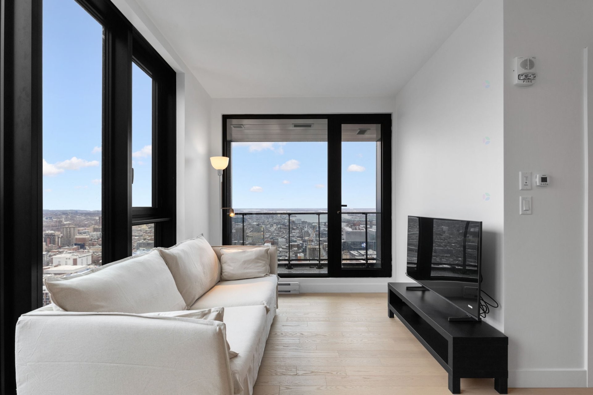 









1210


Rue Jeanne-Mance

, 5324,
Montréal (Ville-Marie),




QC
H2X1M1

