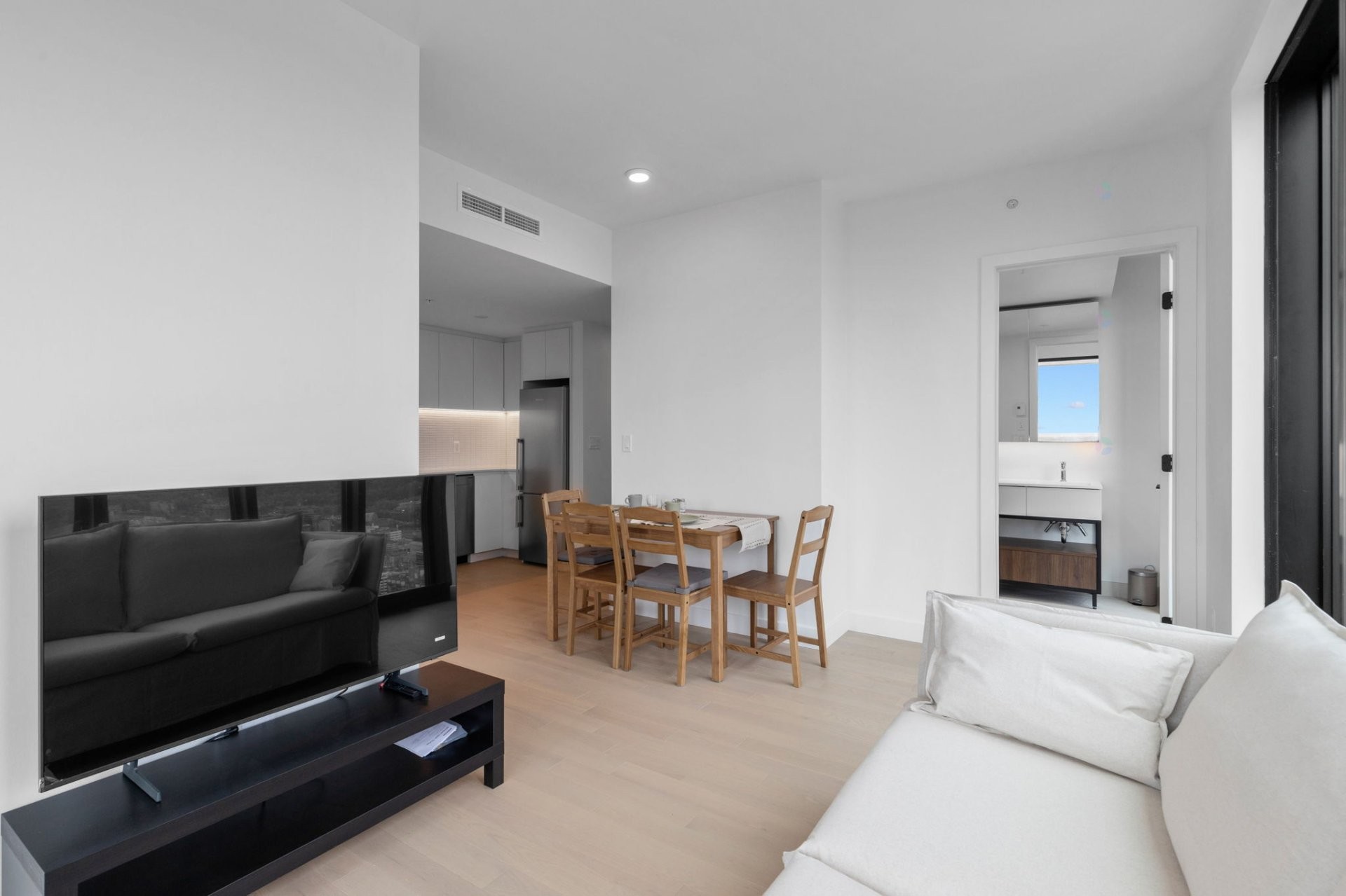 









1210


Rue Jeanne-Mance

, 5324,
Montréal (Ville-Marie),




QC
H2X1M1

