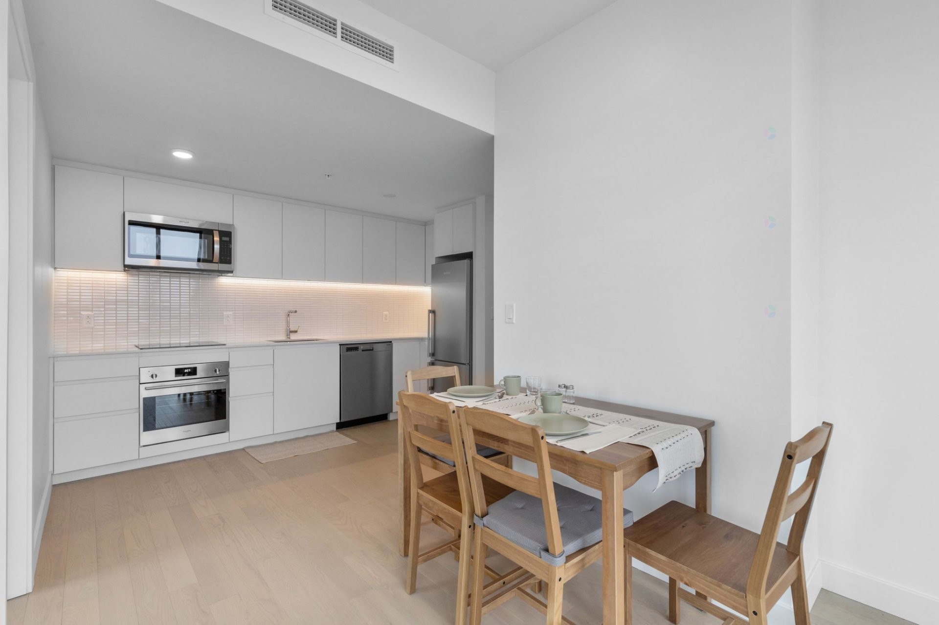 









1210


Rue Jeanne-Mance

, 5324,
Montréal (Ville-Marie),




QC
H2X1M1

