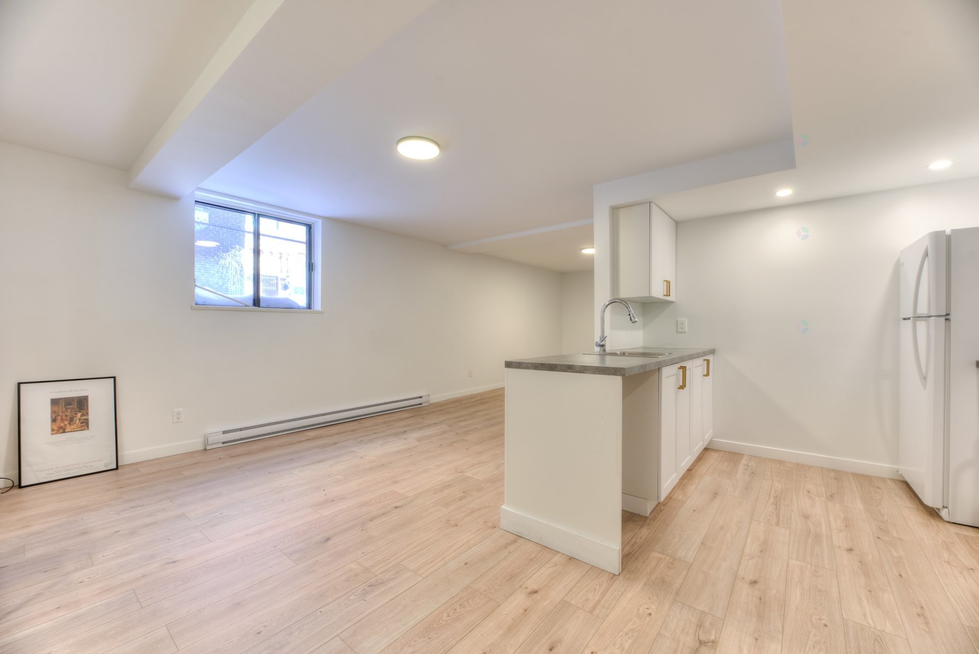 









1855


Rue Richardson

,
Montréal (Le Sud-Ouest),




QC
H3K1G7

