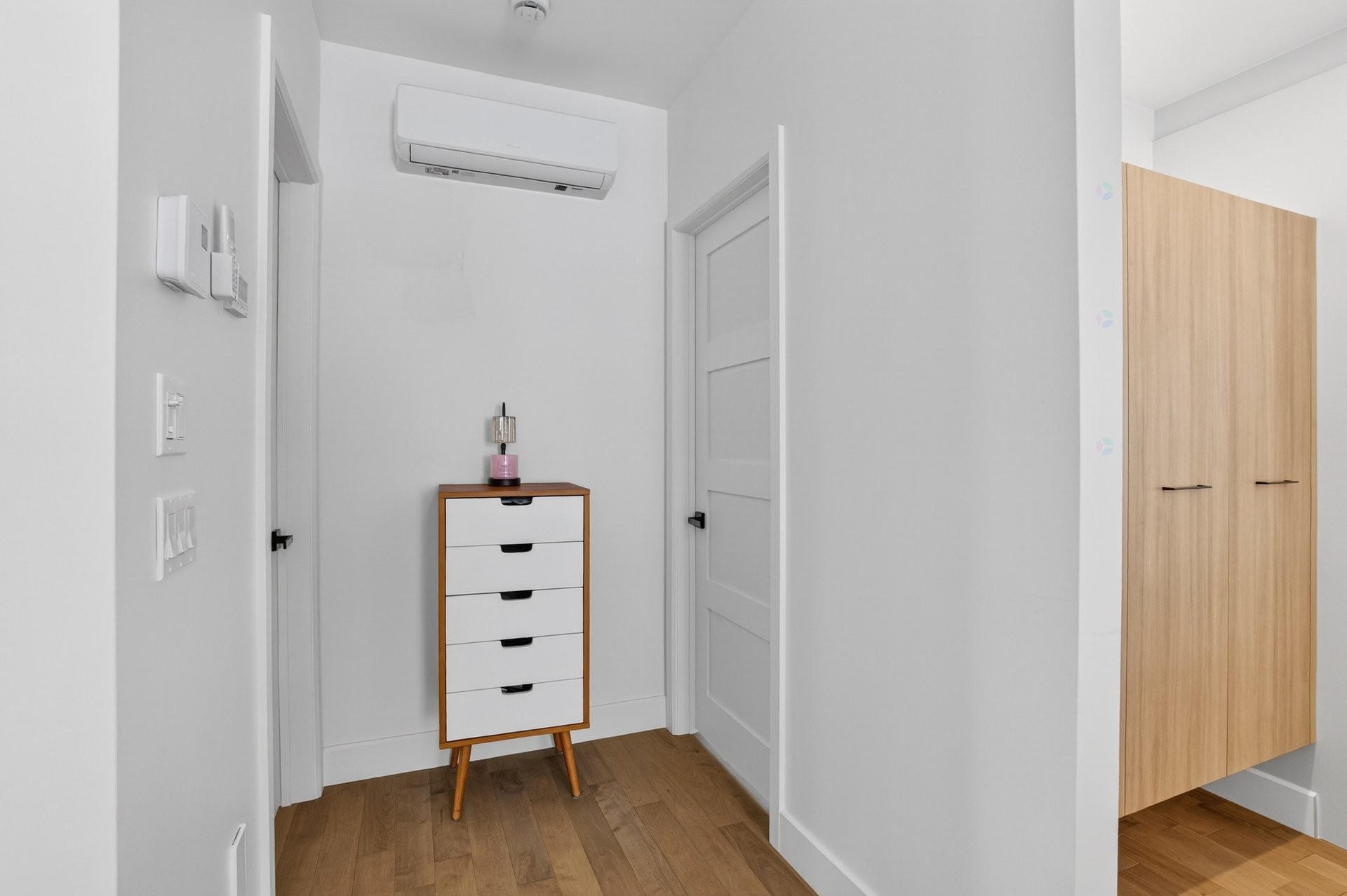 









2361


Ch. Deschesne 

,
Saint-Denis-de-Brompton,




QC
J0B2P0

