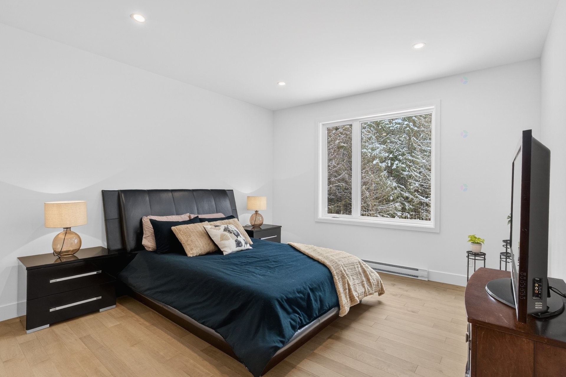 









2361


Ch. Deschesne 

,
Saint-Denis-de-Brompton,




QC
J0B2P0

