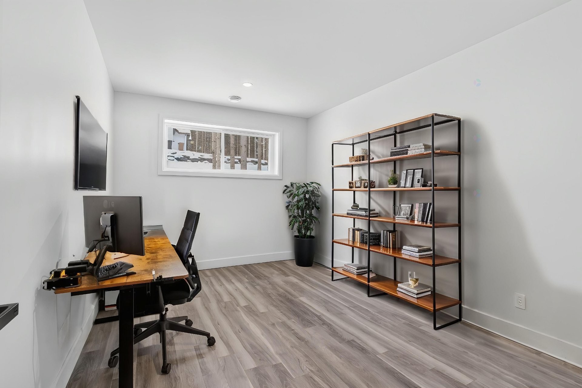









2361


Ch. Deschesne 

,
Saint-Denis-de-Brompton,




QC
J0B2P0

