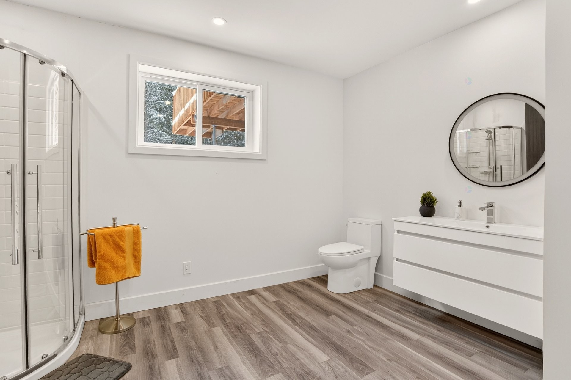 









2361


Ch. Deschesne 

,
Saint-Denis-de-Brompton,




QC
J0B2P0

