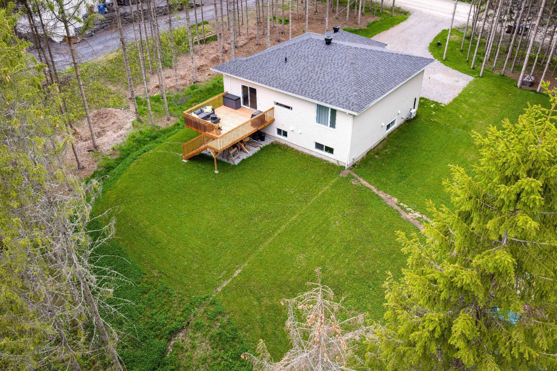 









2361


Ch. Deschesne 

,
Saint-Denis-de-Brompton,




QC
J0B2P0

