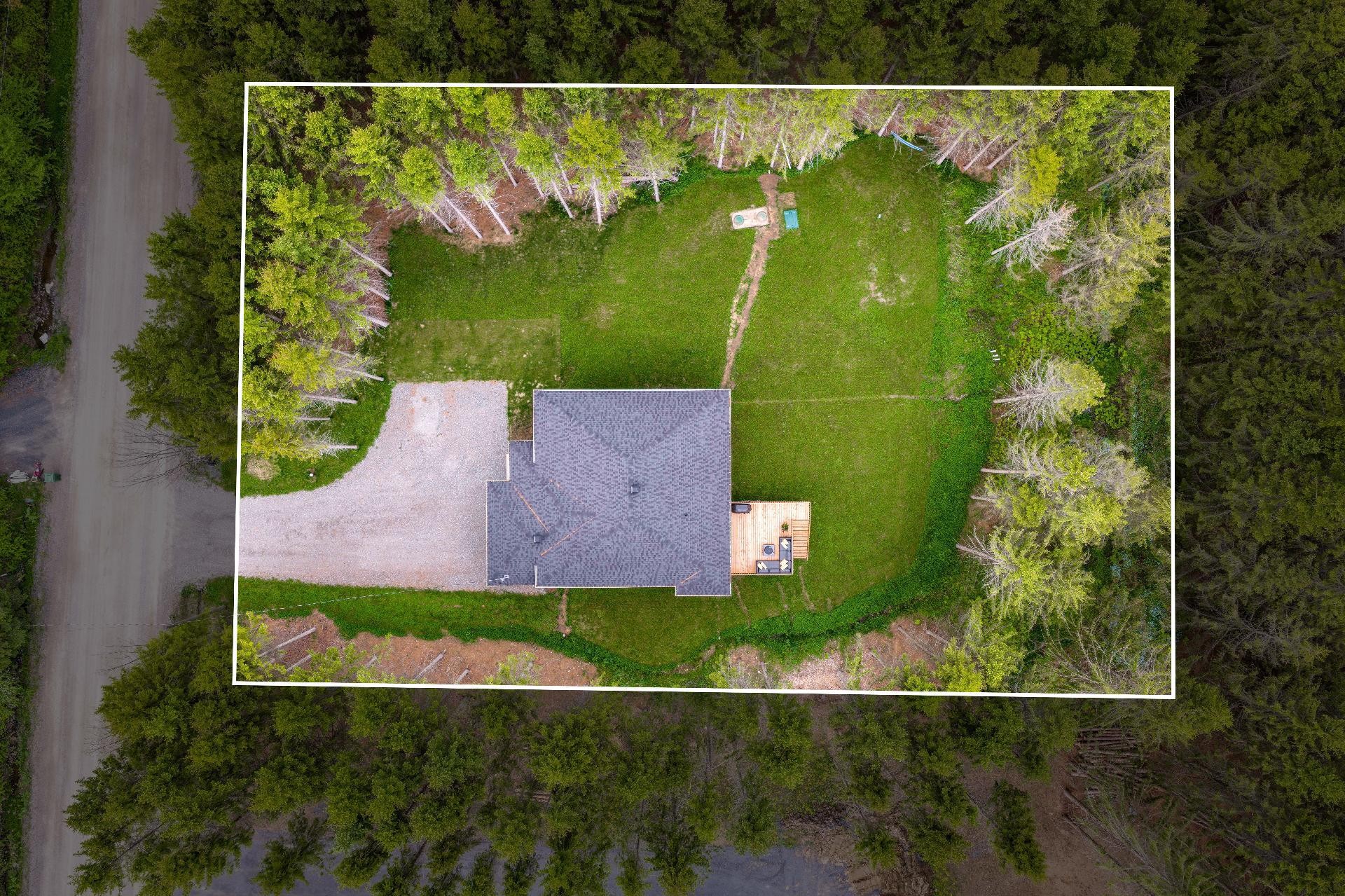 









2361


Ch. Deschesne 

,
Saint-Denis-de-Brompton,




QC
J0B2P0

