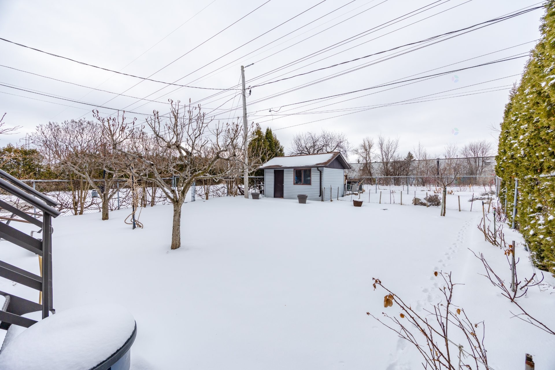 









11374


Rue Poincaré

,
Montréal (Ahuntsic-Cartierville),




QC
H3L3L7

