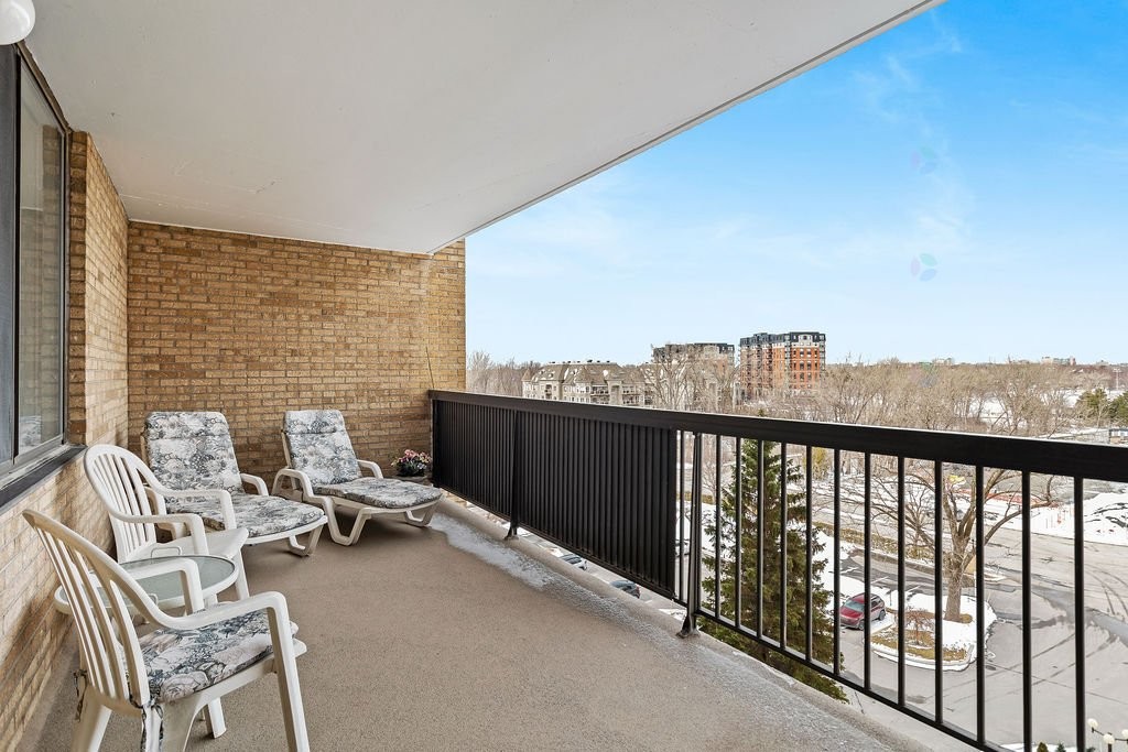 









4300


Place des Cageux

, 501,
Laval (Chomedey),




QC
H7W4Z3

