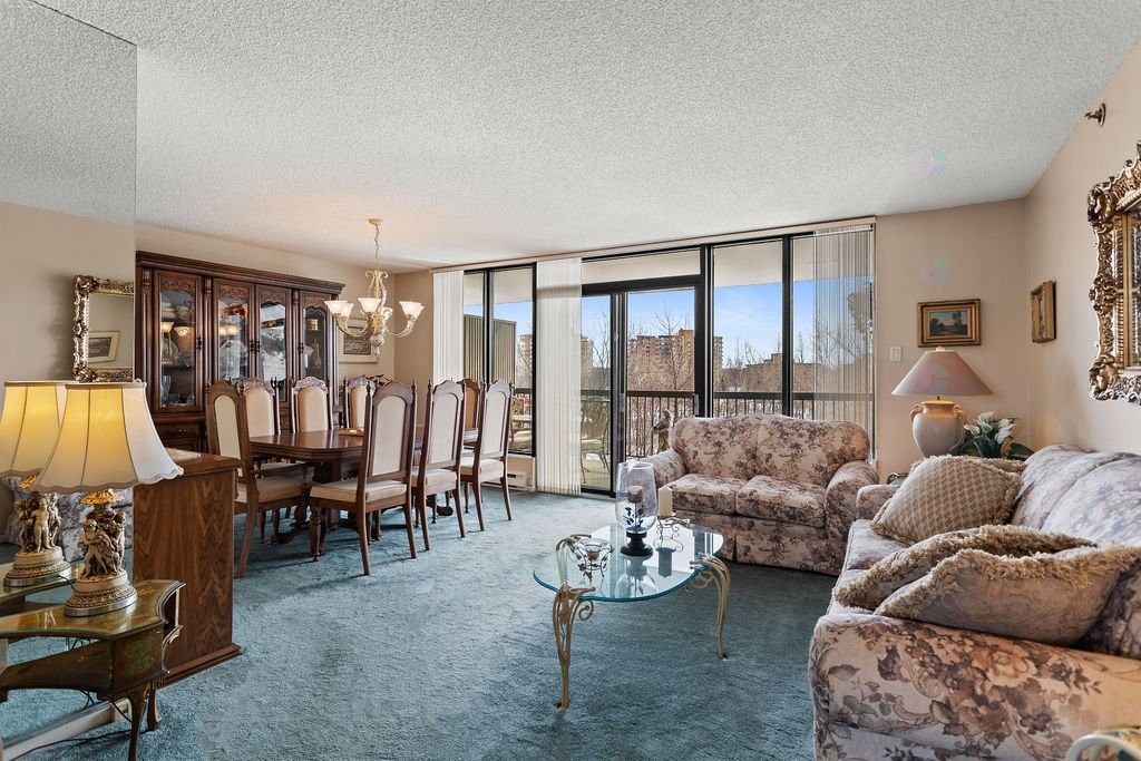 









4300


Place des Cageux

, 501,
Laval (Chomedey),




QC
H7W4Z3

