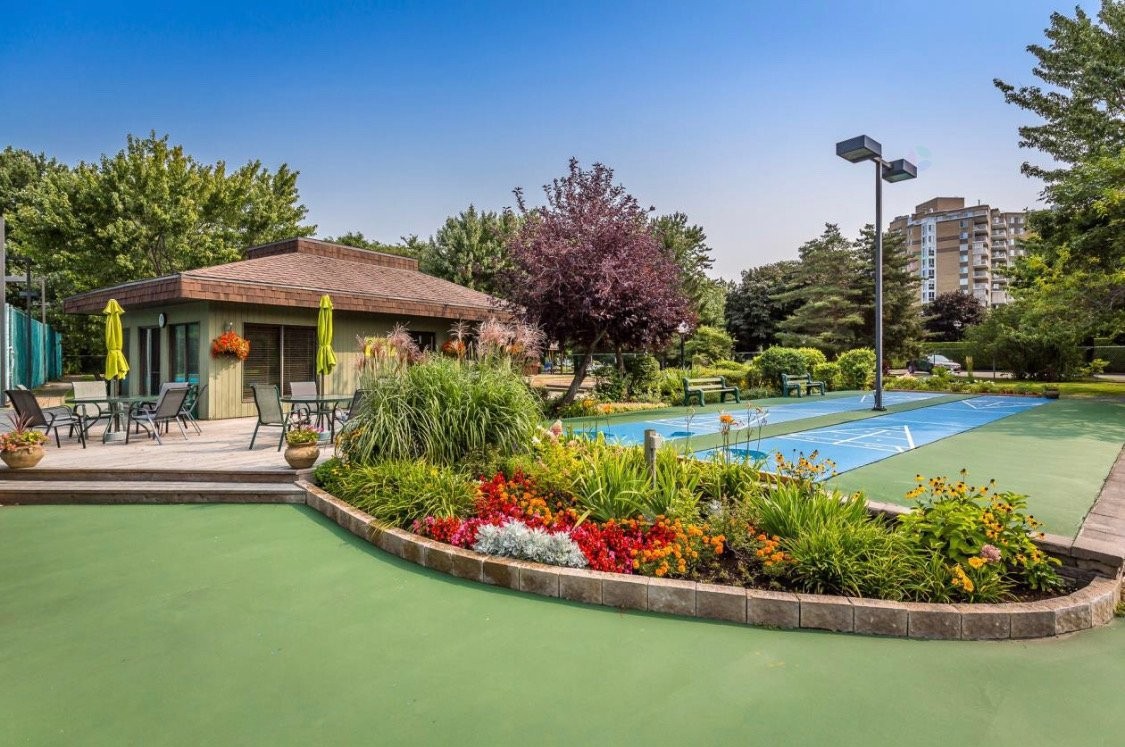 









4300


Place des Cageux

, 501,
Laval (Chomedey),




QC
H7W4Z3

