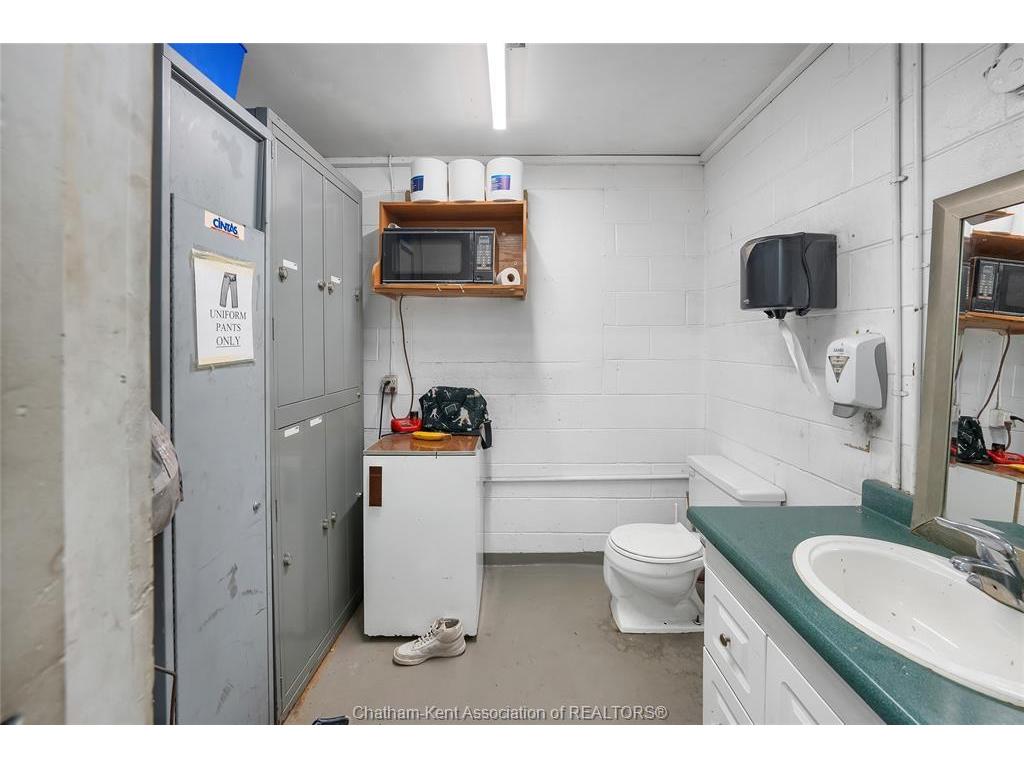 









70


Borrowman

Drive,
Chatham,




ON
N7M 5J5

