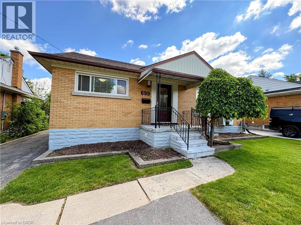 












699 FREDERICK Street

,
Kitchener,




Ontario
N2B2B3


