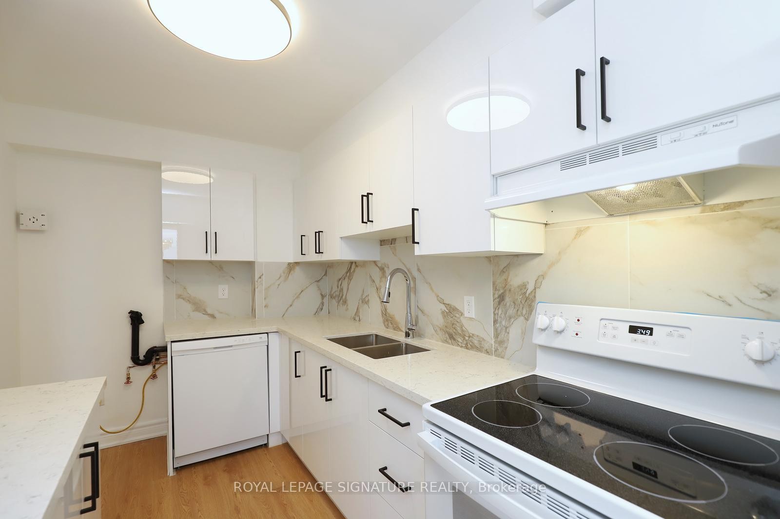 









3


Massey

Square, 2202,
Toronto,




ON
M4C 5L5

