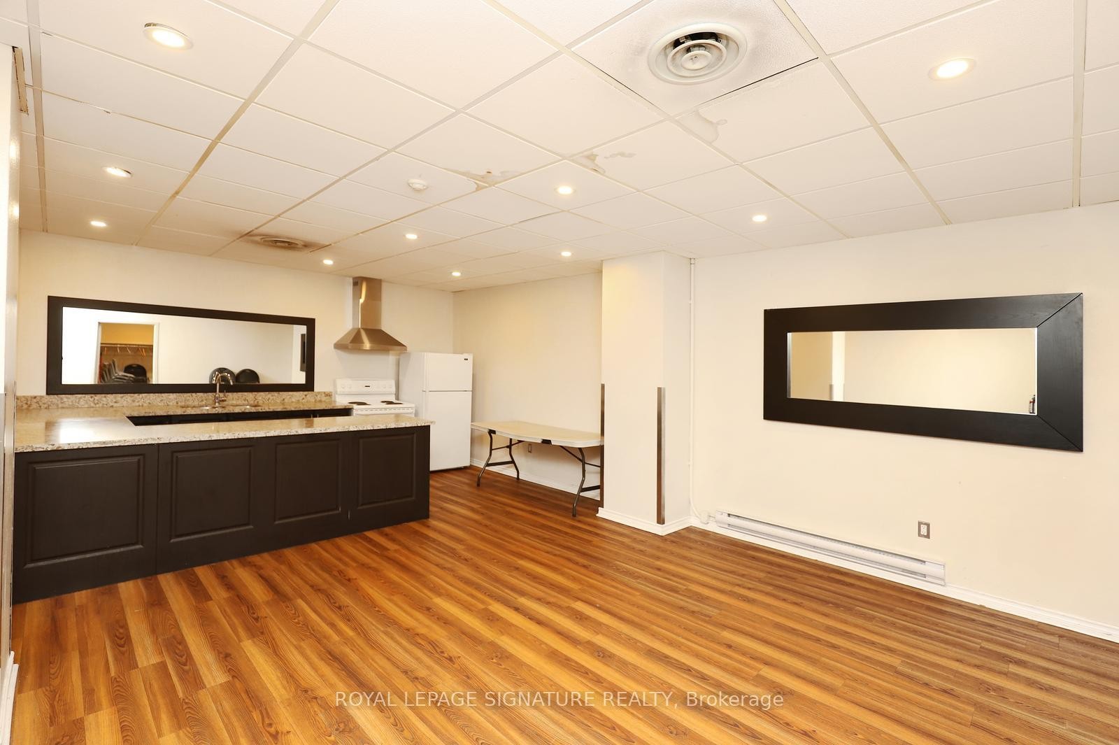 









3


Massey

Square, 2202,
Toronto,




ON
M4C 5L5

