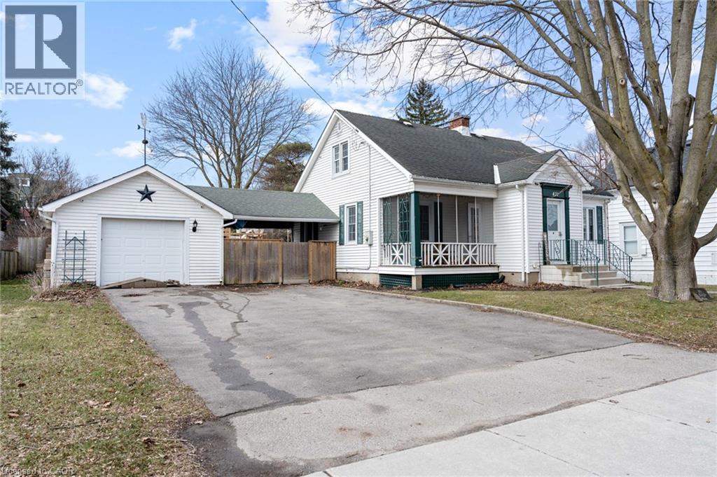 












421 ST ANDREW Street

,
Port Dover,




Ontario
N0A1N0

