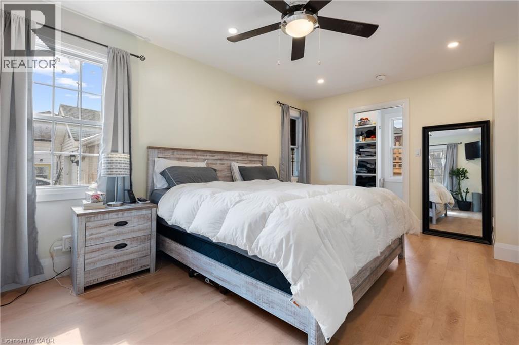 












421 ST ANDREW Street

,
Port Dover,




Ontario
N0A1N0

