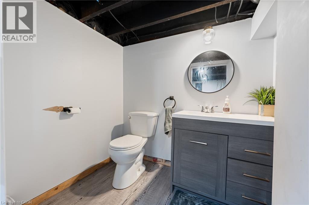 












421 ST ANDREW Street

,
Port Dover,




Ontario
N0A1N0

