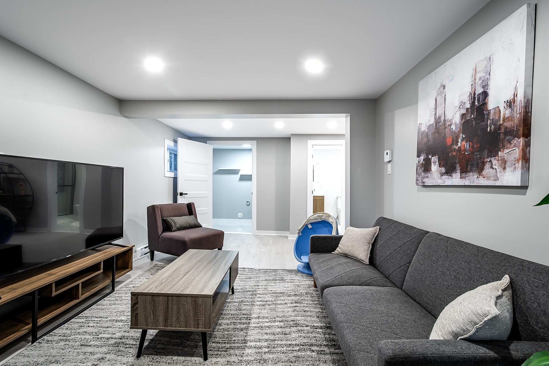 









5757


Av. Davies

,
Côte-Saint-Luc,




QC
H4W2R5

