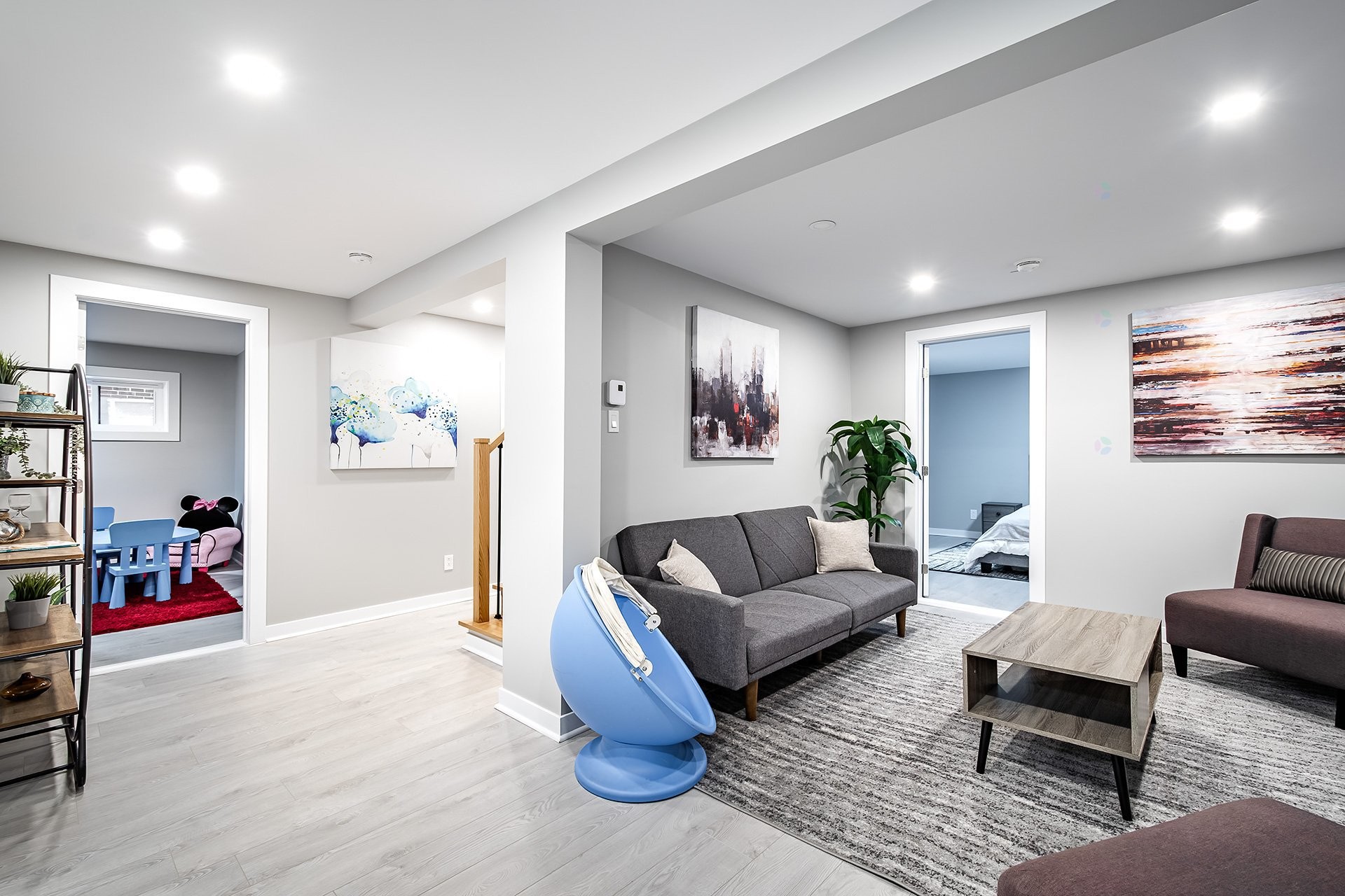 









5757


Av. Davies

,
Côte-Saint-Luc,




QC
H4W2R5

