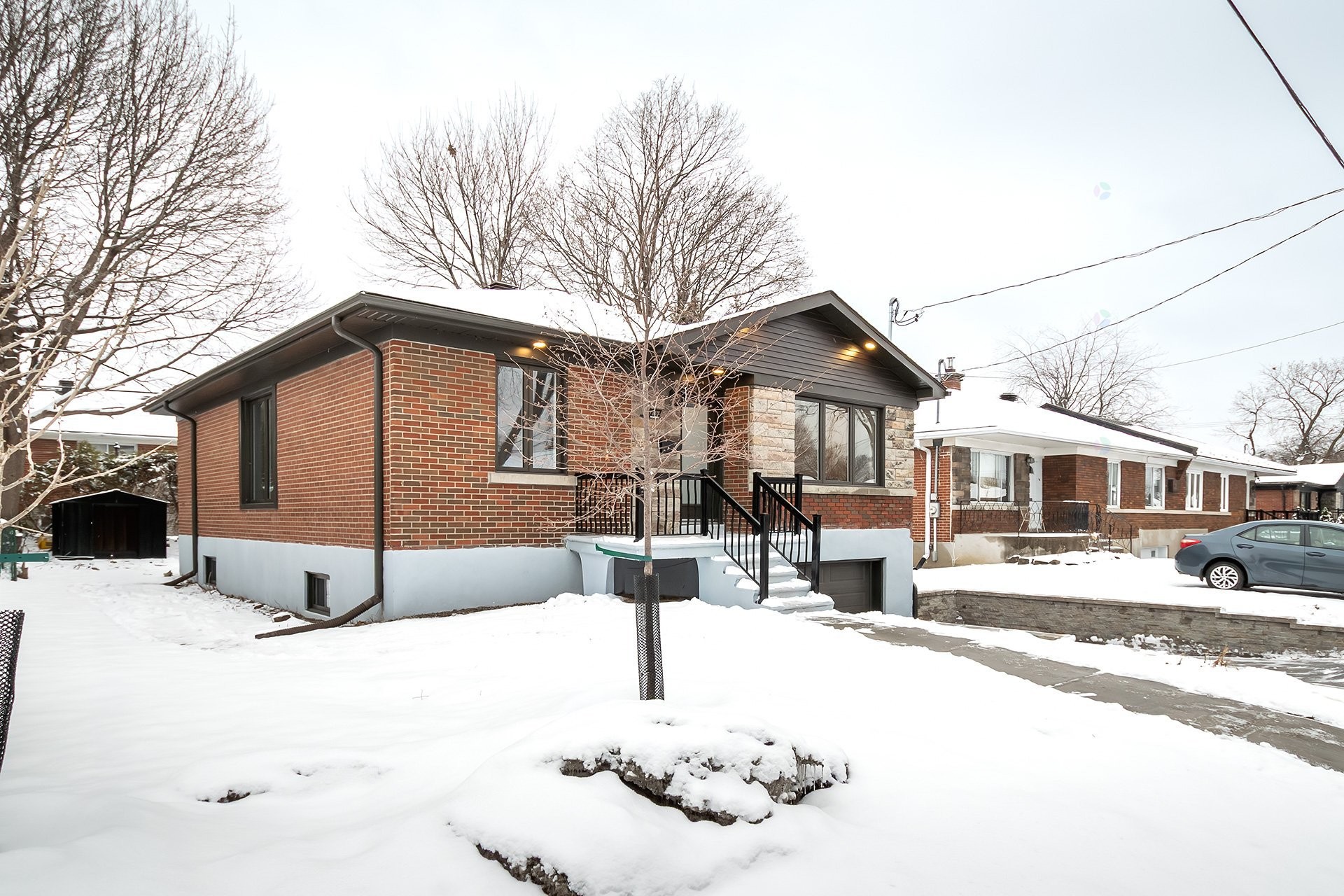 









5757


Av. Davies

,
Côte-Saint-Luc,




QC
H4W2R5

