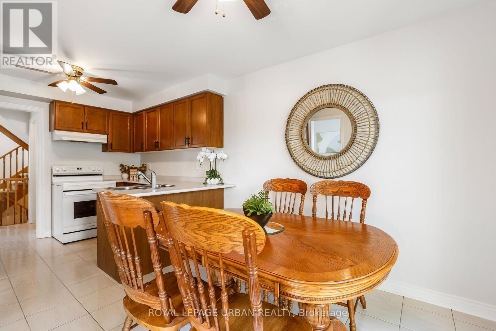 












1505 GARLAND CRESCENT

,
Pickering,




Ontario
L1V7B3

