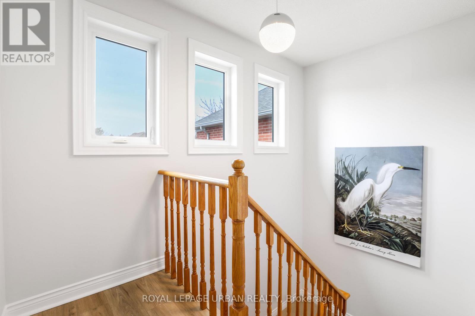 












1505 GARLAND CRESCENT

,
Pickering,




Ontario
L1V7B3

