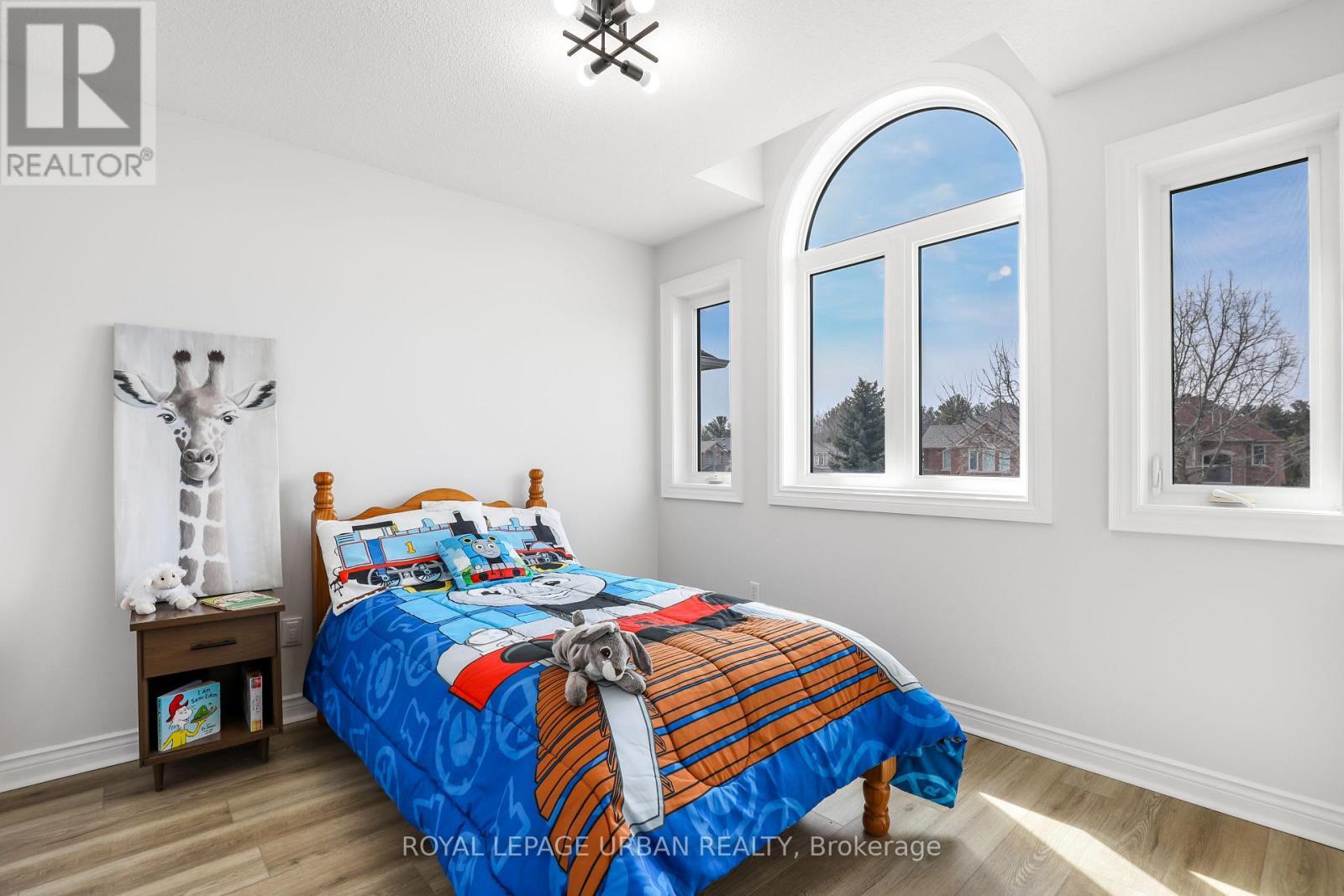 












1505 GARLAND CRESCENT

,
Pickering,




Ontario
L1V7B3

