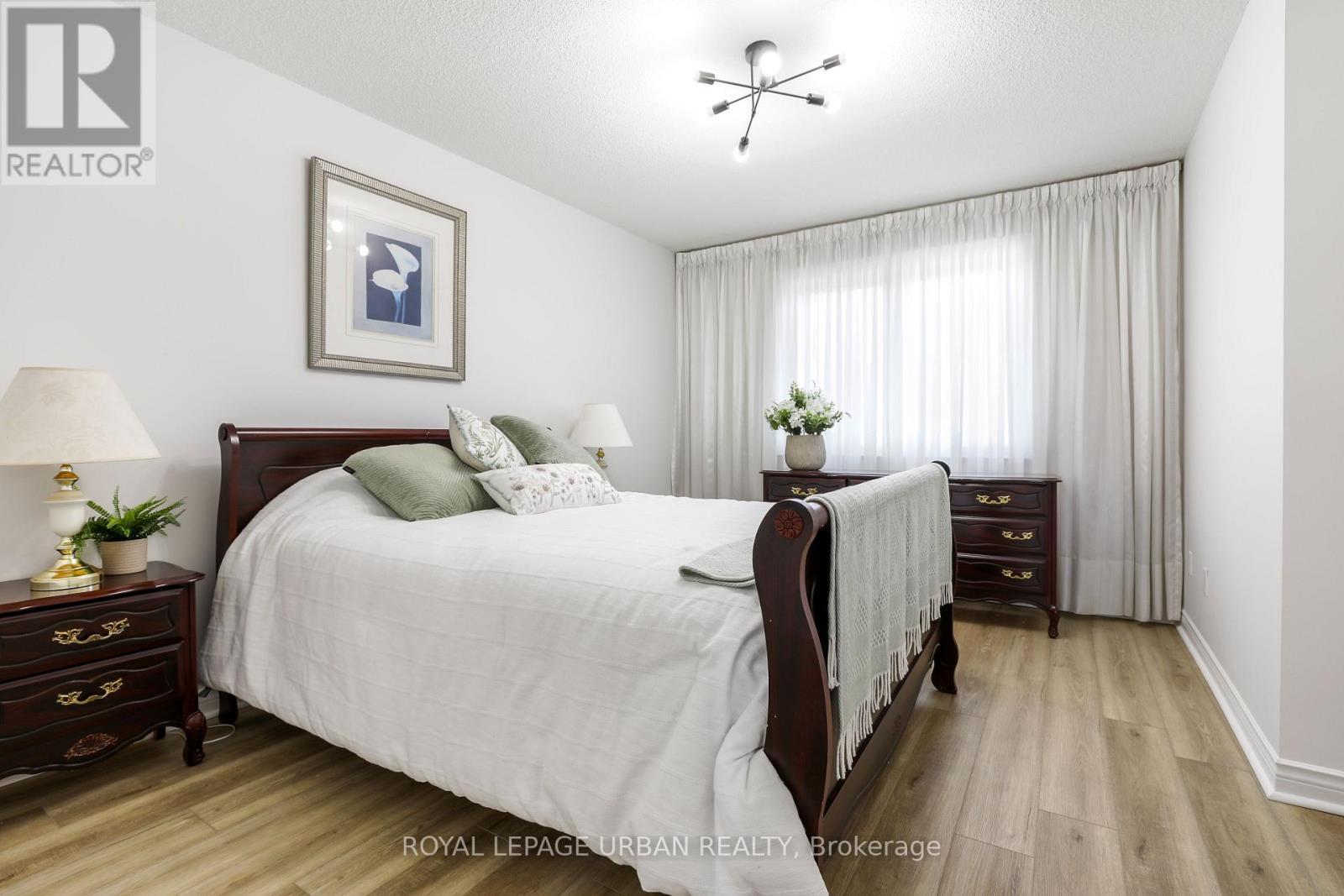 












1505 GARLAND CRESCENT

,
Pickering,




Ontario
L1V7B3

