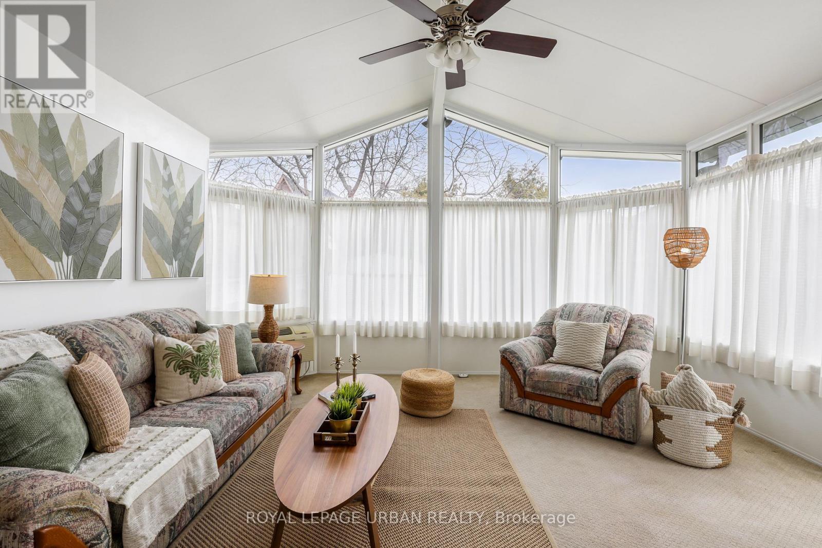 












1505 GARLAND CRESCENT

,
Pickering,




Ontario
L1V7B3

