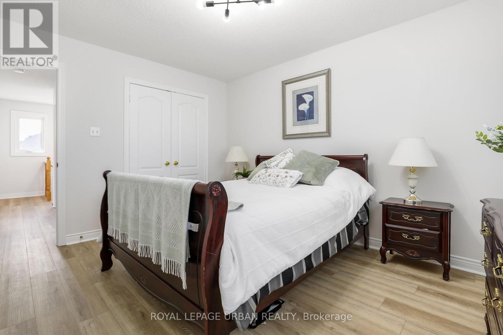 












1505 GARLAND CRESCENT

,
Pickering,




Ontario
L1V7B3

