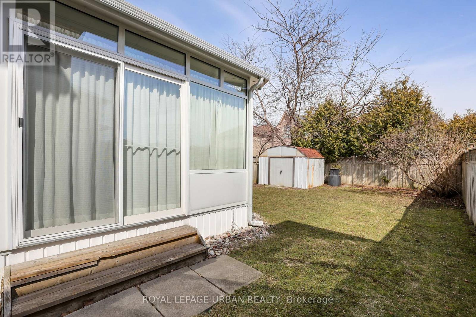 












1505 GARLAND CRESCENT

,
Pickering,




Ontario
L1V7B3

