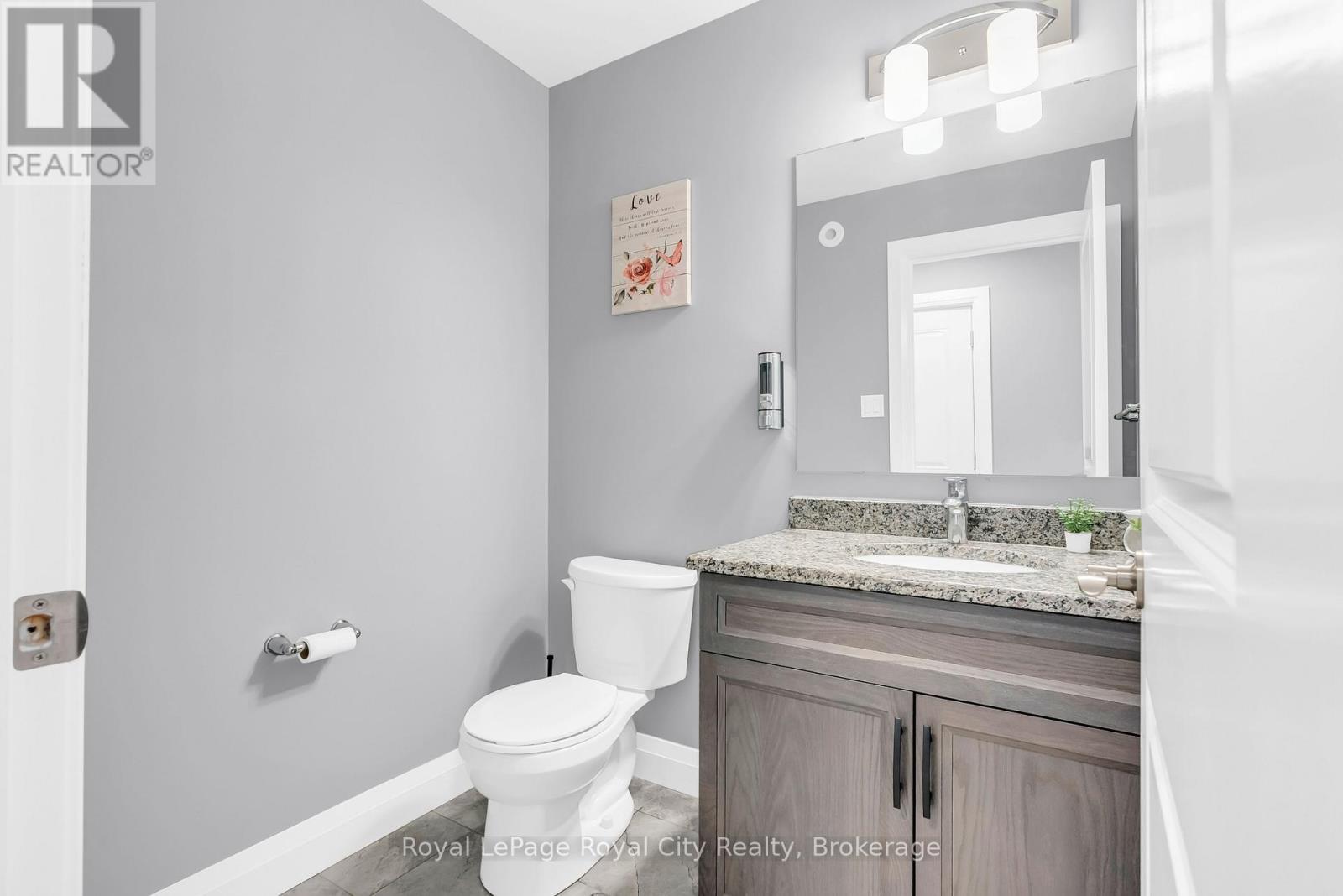 












181 HALLS DRIVE

,
Centre Wellington (Elora/Salem),




Ontario
N0B1S0

