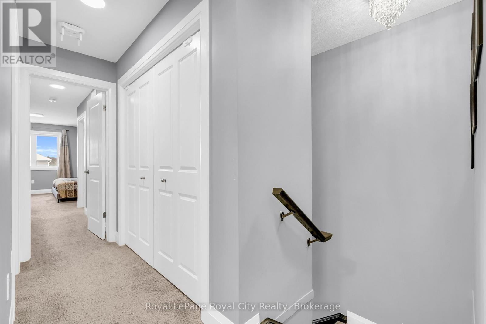 












181 HALLS DRIVE

,
Centre Wellington (Elora/Salem),




Ontario
N0B1S0

