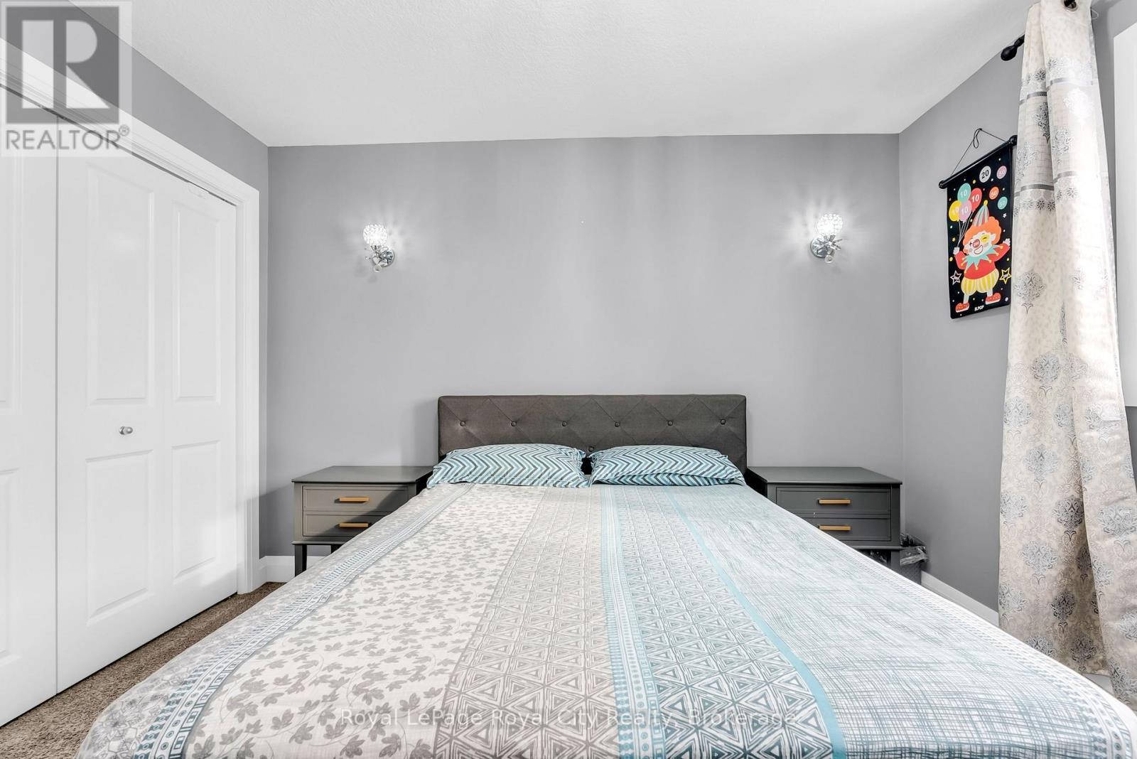 












181 HALLS DRIVE

,
Centre Wellington (Elora/Salem),




Ontario
N0B1S0

