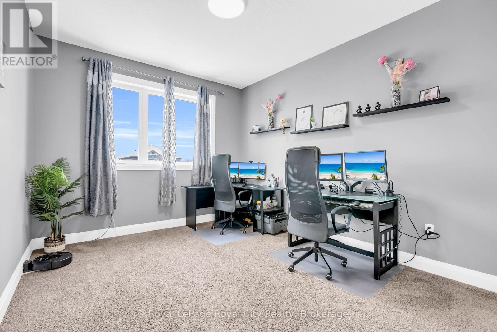 












181 HALLS DRIVE

,
Centre Wellington (Elora/Salem),




Ontario
N0B1S0

