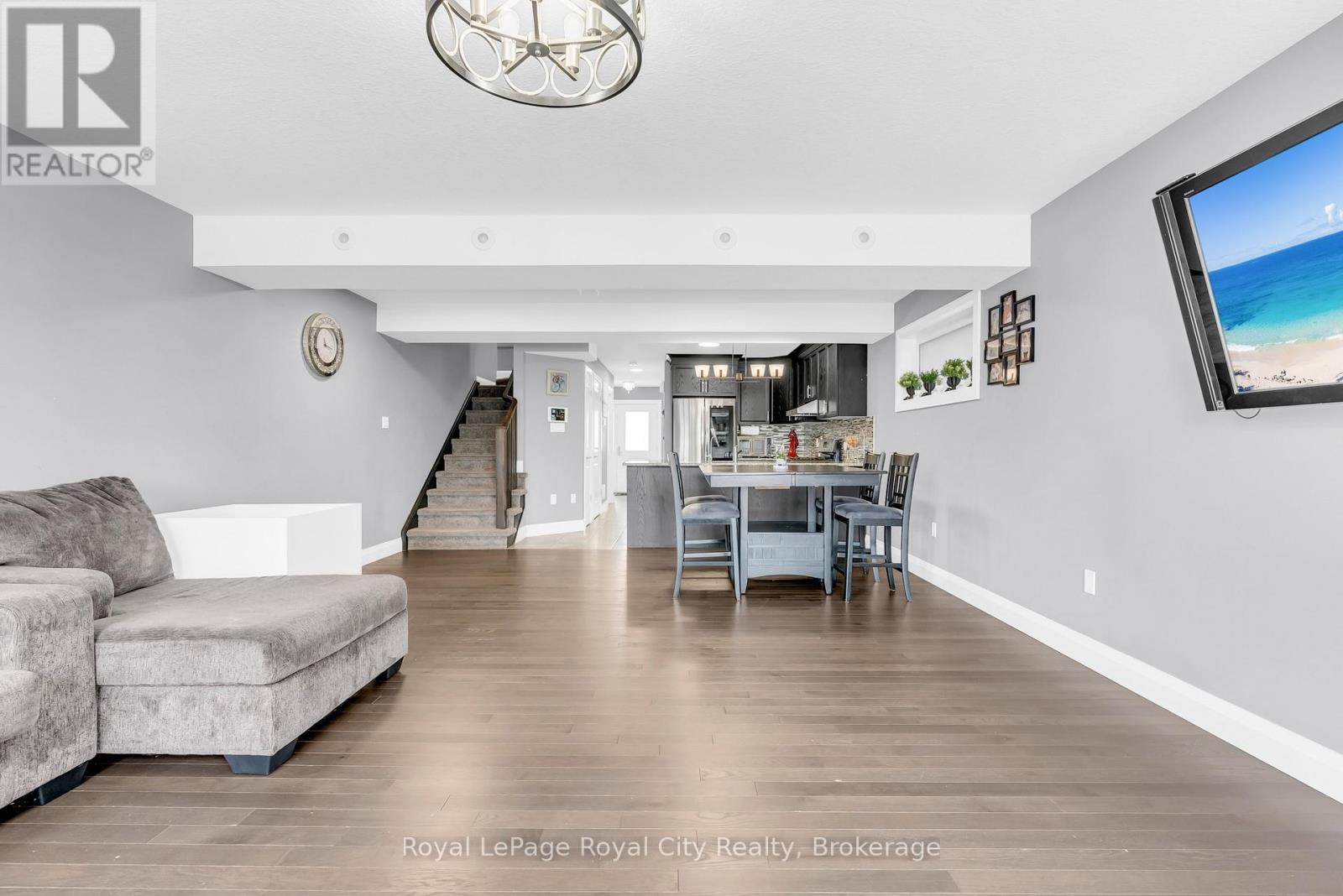 












181 HALLS DRIVE

,
Centre Wellington (Elora/Salem),




Ontario
N0B1S0

