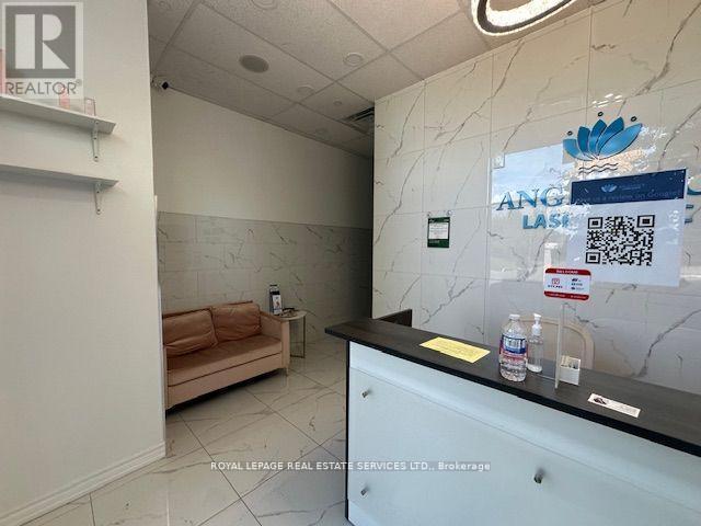 












102 - 7163 YONGE STREET

,
Markham,




Ontario
L3T2A9

