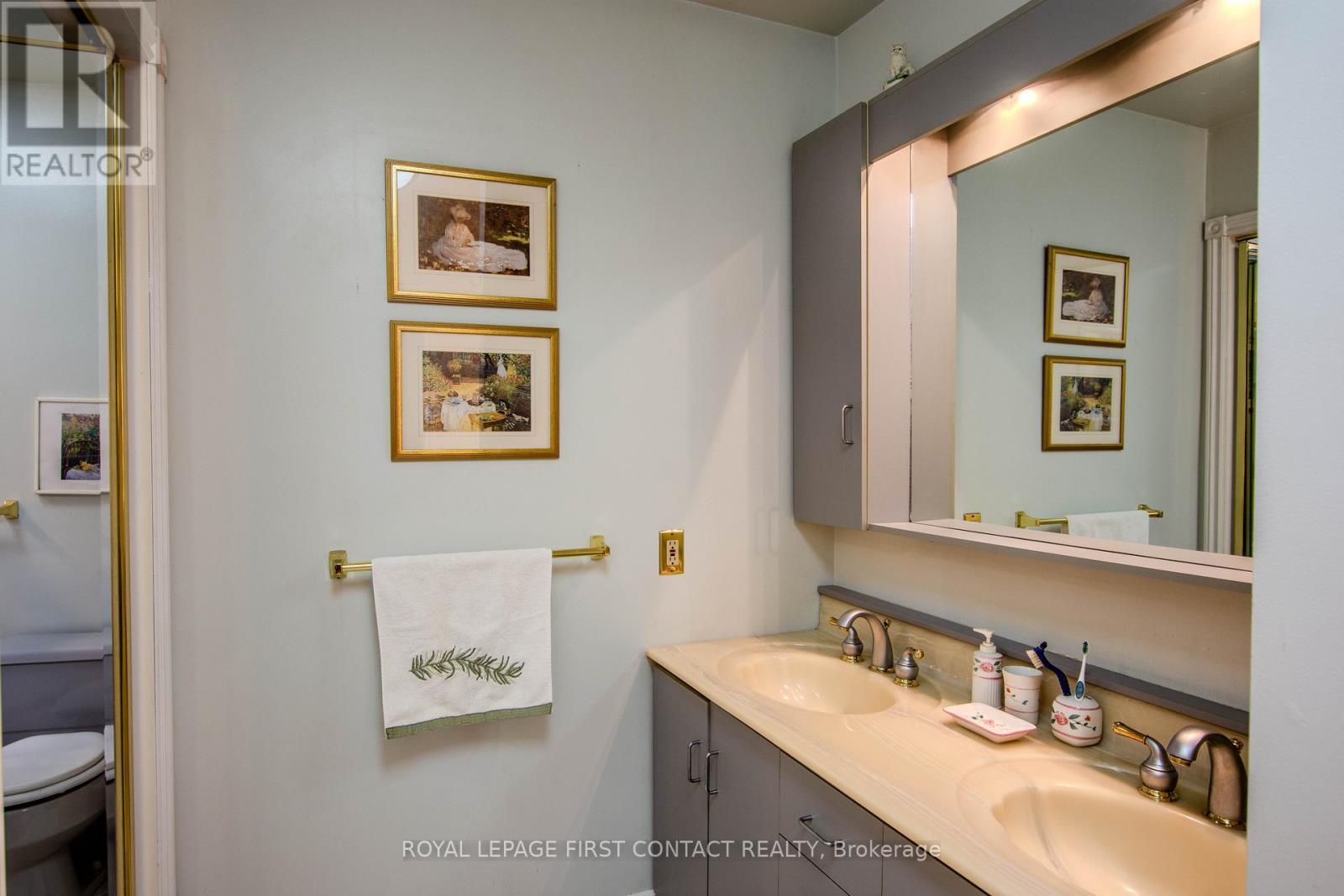 












607 BIG BAY POINT ROAD

,
Innisfil,




Ontario
L9S2N4

