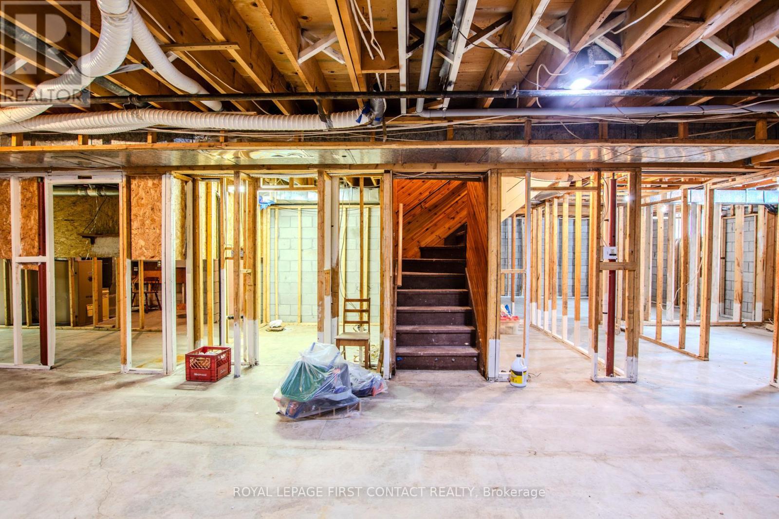 












607 BIG BAY POINT ROAD

,
Innisfil,




Ontario
L9S2N4

