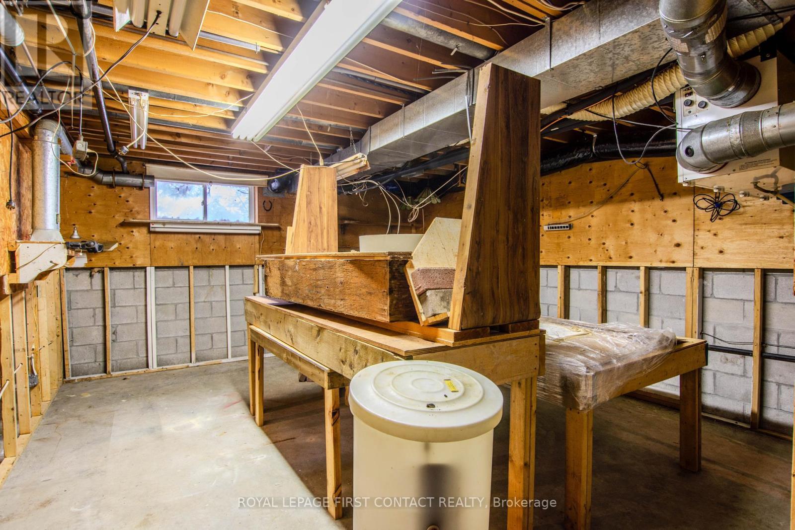 












607 BIG BAY POINT ROAD

,
Innisfil,




Ontario
L9S2N4

