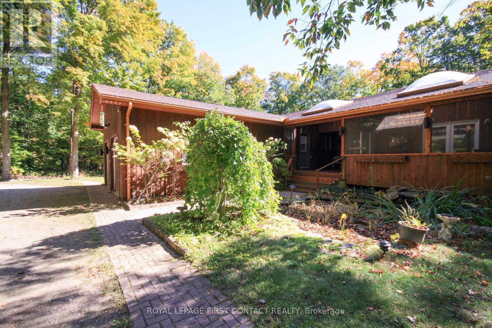 












607 BIG BAY POINT ROAD

,
Innisfil,




Ontario
L9S2N4

