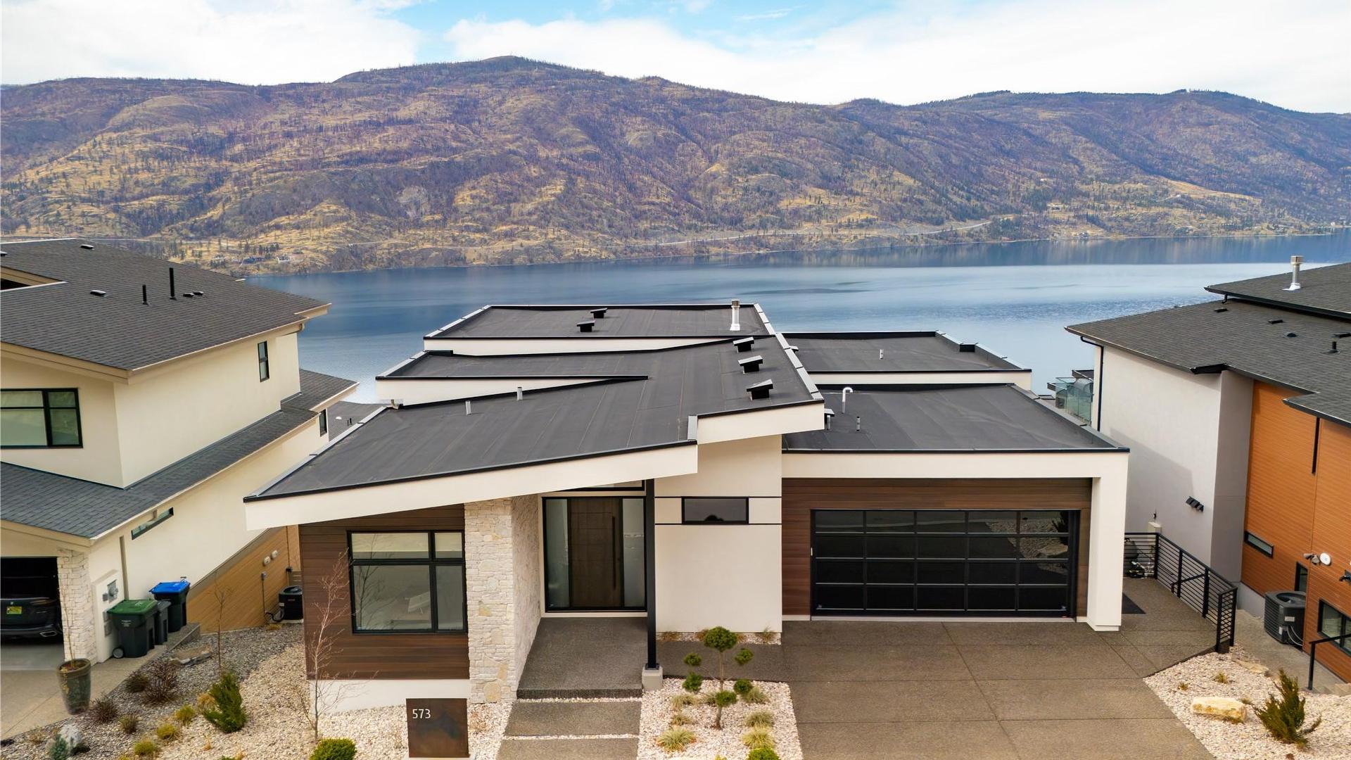 









573


Clifton

Court,
Kelowna,




BC
V1V 0B7

