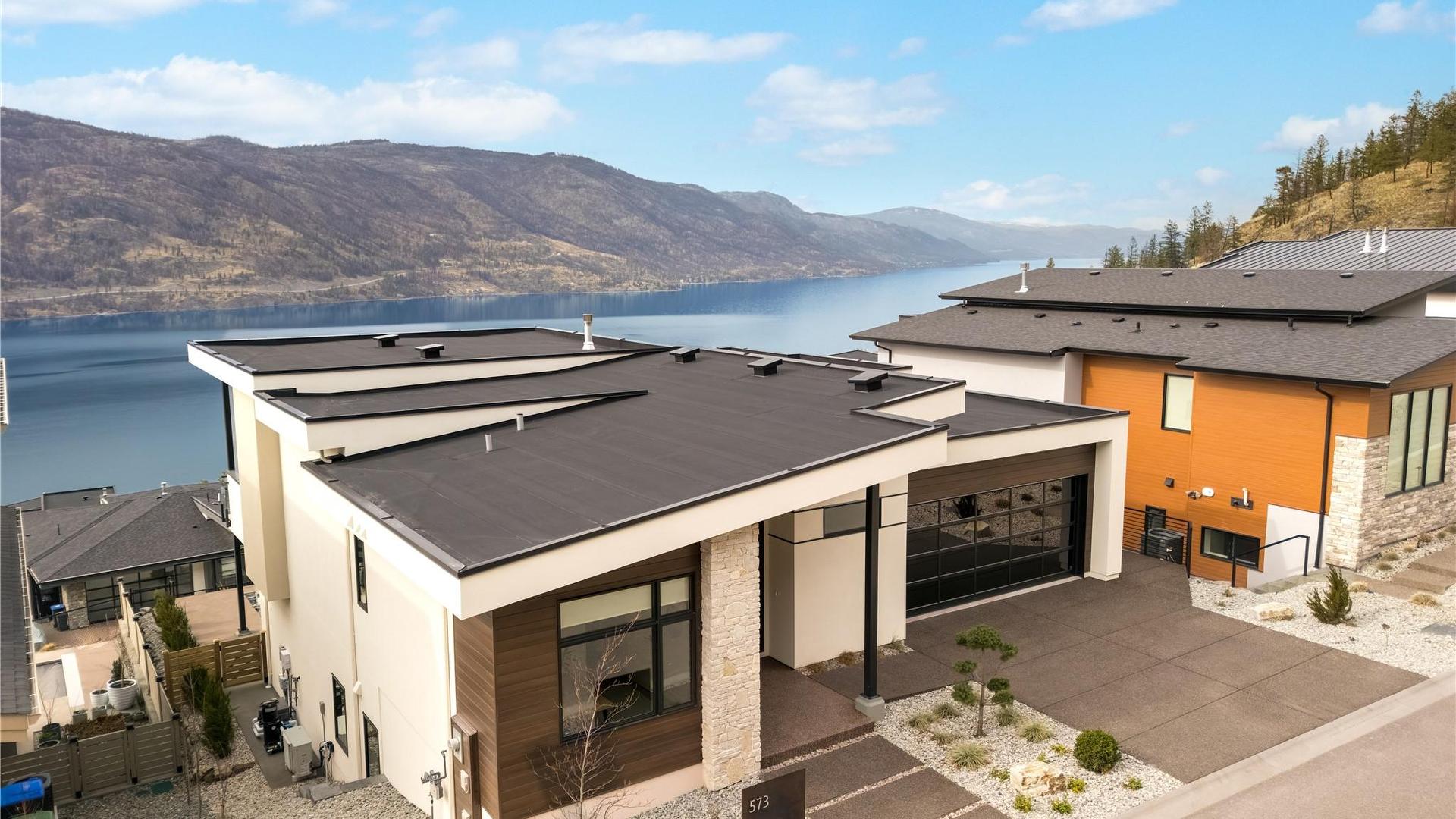 









573


Clifton

Court,
Kelowna,




BC
V1V 0B7

