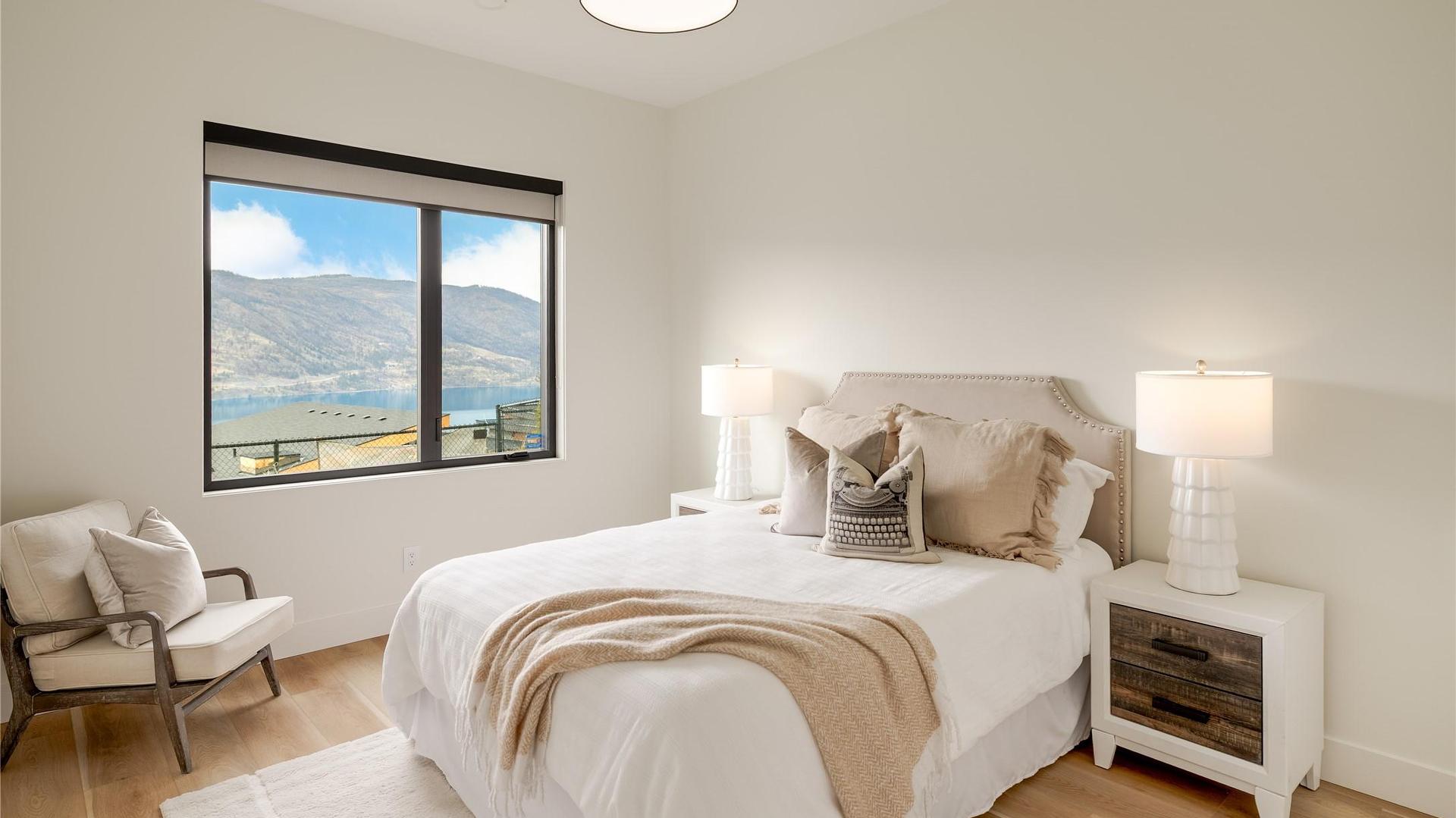 









573


Clifton

Court,
Kelowna,




BC
V1V 0B7

